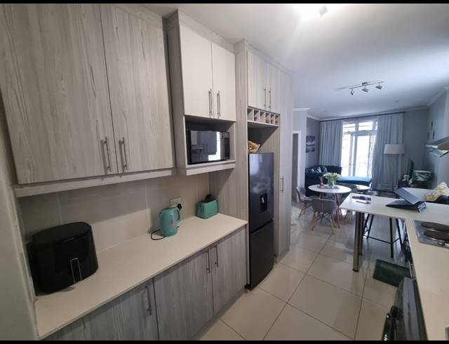 2 BEDROOM APARTMENT SOLD IN DURBANVILLE CENTRAL
